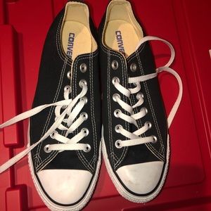 Black converse